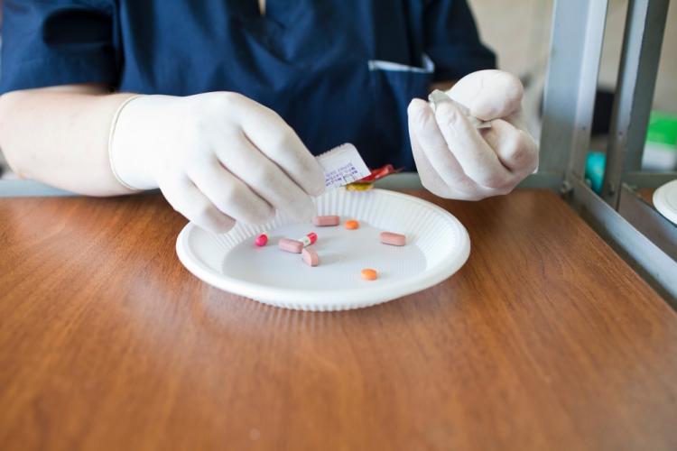 Nurses prepare patients’ treatments in the pharmacy of the ambulatory ward at the National Centre for Tuberculosis and Lung Disease in Georgia’s capital, Tbilisi. (Daro Sulakauri/MSF)